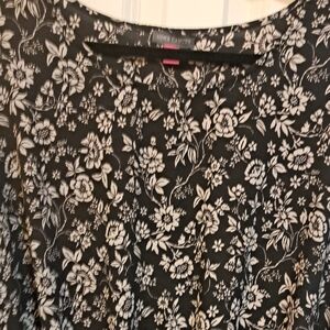 Vince Camuto Black and White Floral Blouse